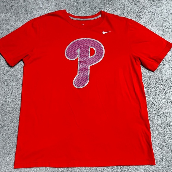 Nike Red Phillies Graphic Tee Shirt Men’s XL Cotton Regular Fit Honduras - Picture 1 of 6